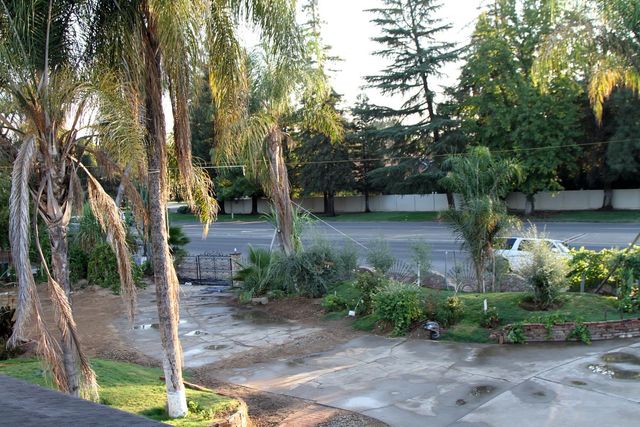 1636 S Clovis Avenue, Fresno, CA 93727