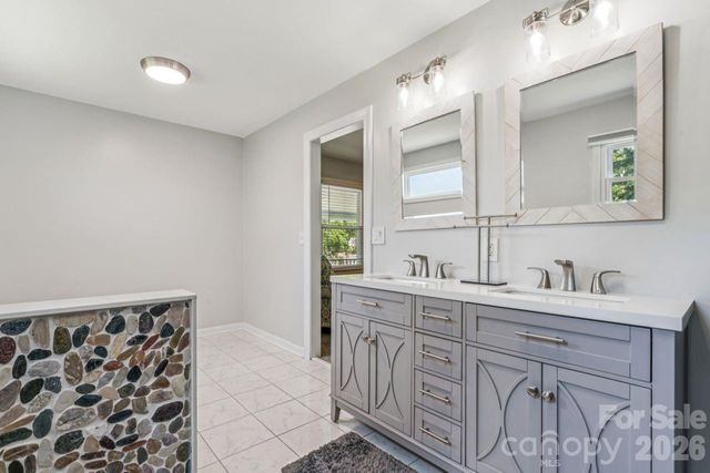 49571 Blackberry Road, Norwood, NC 28128