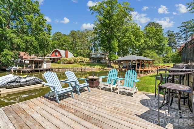 49571 Blackberry Road, Norwood, NC 28128