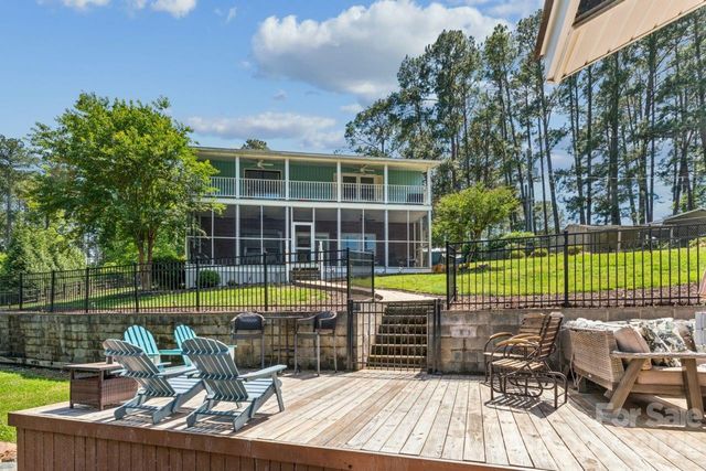 49571 Blackberry Road, Norwood, NC 28128