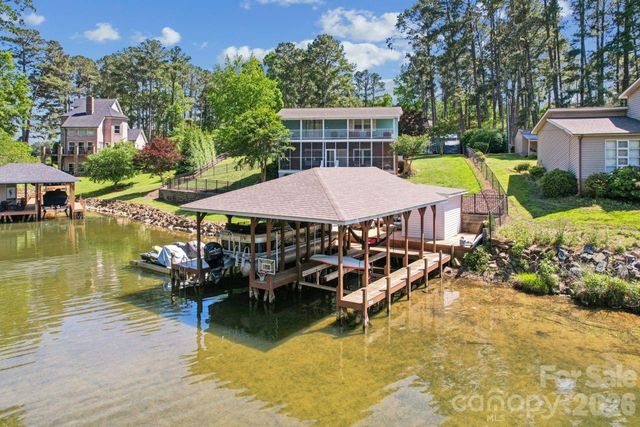 49571 Blackberry Road, Norwood, NC 28128