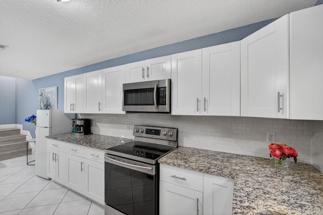 2399 Lena Lane, West Palm Beach, FL 33415