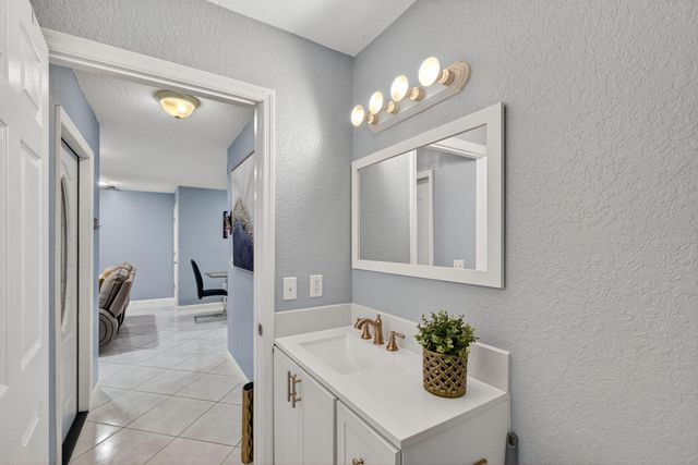 2399 Lena Lane, West Palm Beach, FL 33415