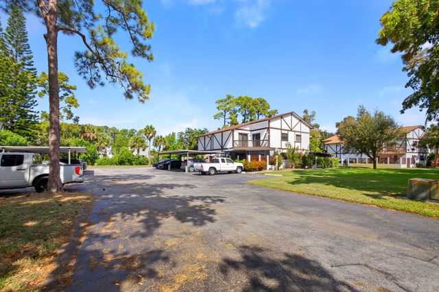 2399 Lena Lane, West Palm Beach, FL 33415