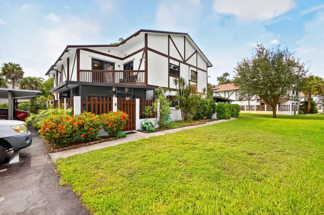 2399 Lena Lane, West Palm Beach, FL 33415