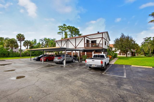 2399 Lena Lane, West Palm Beach, FL 33415