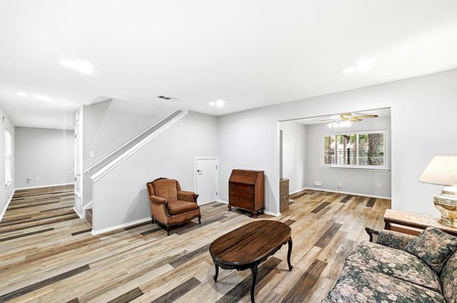 12002 Carmel Park LN, Austin, TX 78727