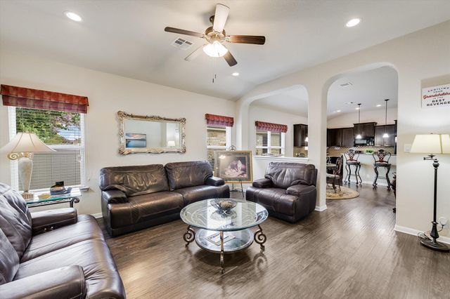 808 Walnut Canyon BLVD, Pflugerville, TX 78660