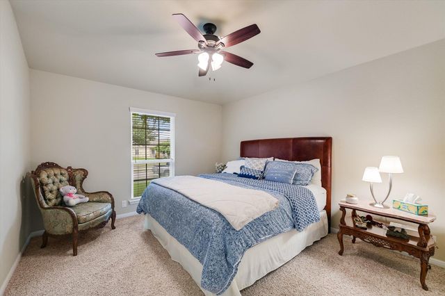 808 Walnut Canyon BLVD, Pflugerville, TX 78660