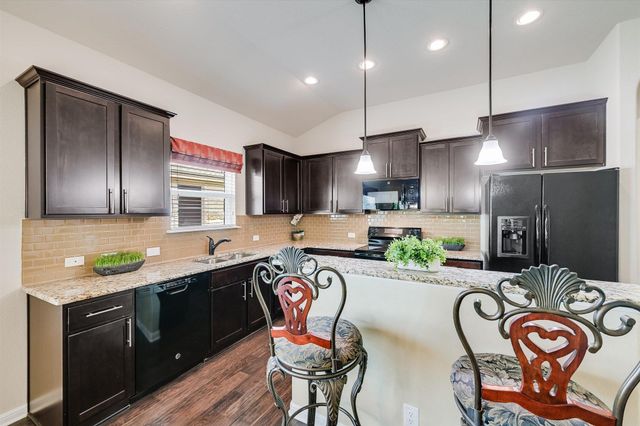 808 Walnut Canyon BLVD, Pflugerville, TX 78660