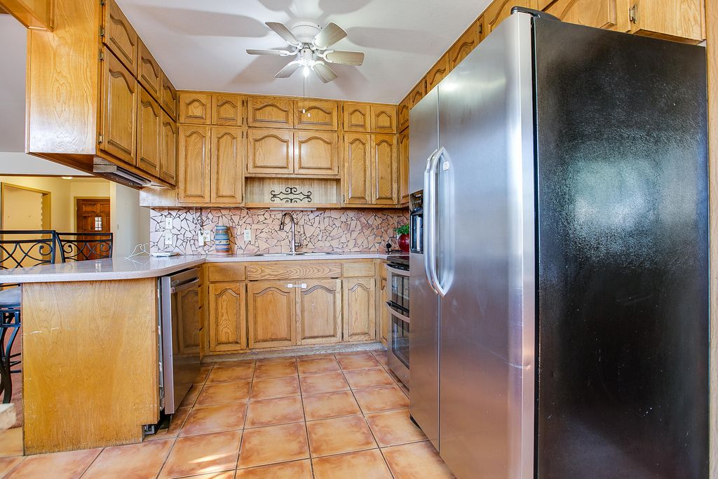 Image 16 of property listing at 3714 Honeysuckle Lane, San Angelo, TX 76904