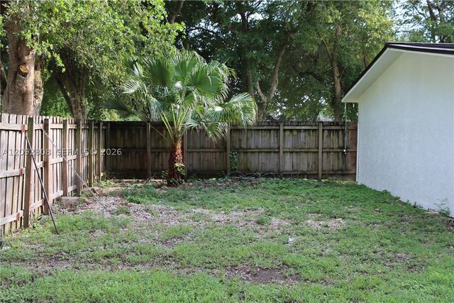 16401 SW 293rd St, Homestead, FL 33033