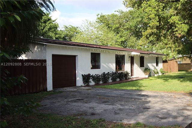 16401 SW 293rd St, Homestead, FL 33033