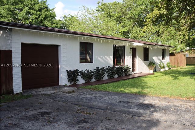 16401 SW 293rd St, Homestead, FL 33033