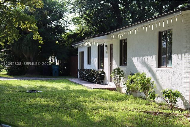 16401 SW 293rd St, Homestead, FL 33033