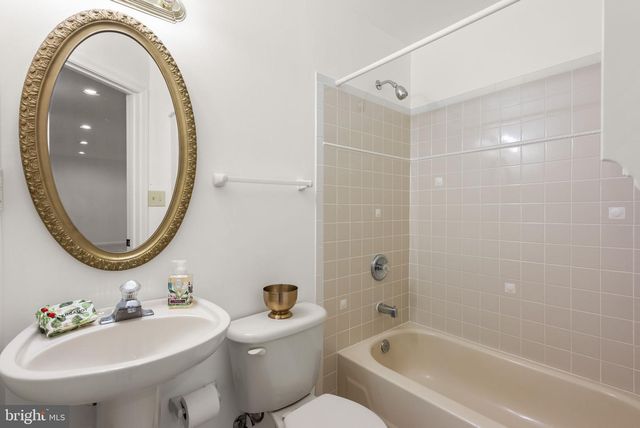 2419 PIMPERNEL DR, Waldorf, MD 20603