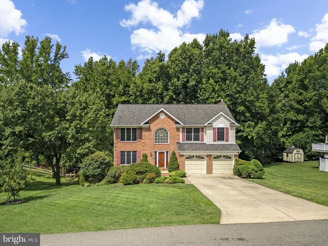 2419 PIMPERNEL DR, Waldorf, MD 20603