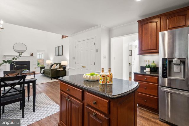 2419 PIMPERNEL DR, Waldorf, MD 20603