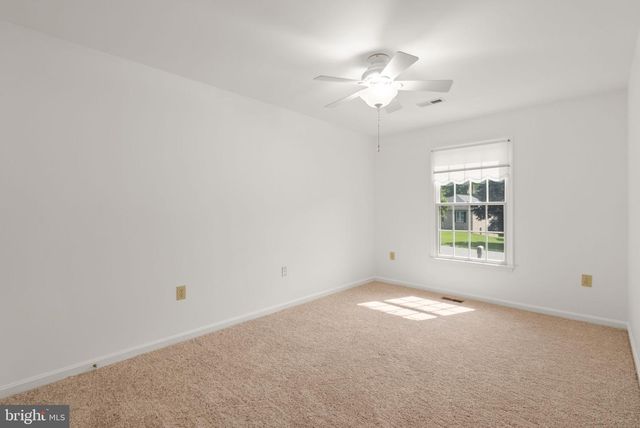 2419 PIMPERNEL DR, Waldorf, MD 20603