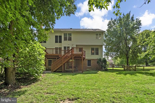 2419 PIMPERNEL DR, Waldorf, MD 20603
