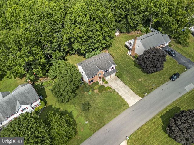 2419 PIMPERNEL DR, Waldorf, MD 20603