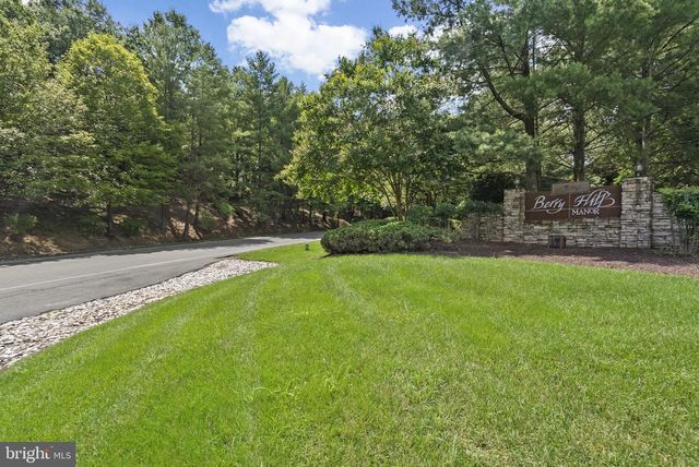 2419 PIMPERNEL DR, Waldorf, MD 20603