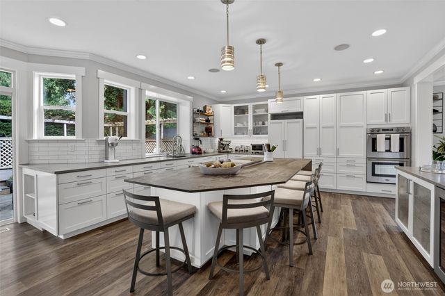 11419 NE 100th Street, Kirkland, WA 98033