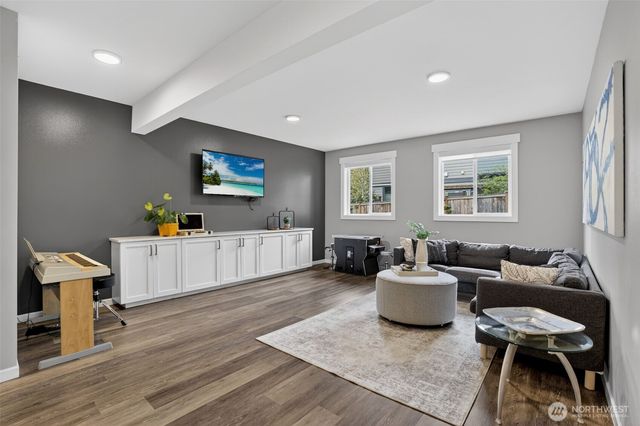 11419 NE 100th Street, Kirkland, WA 98033