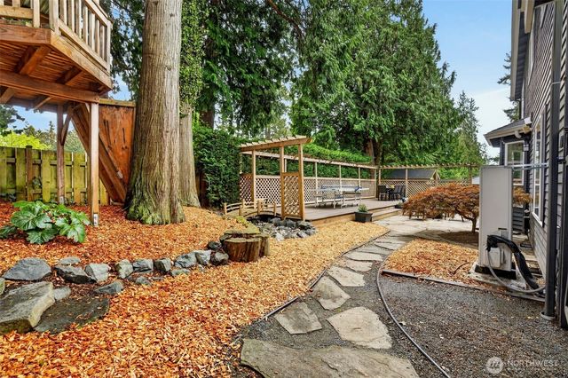 11419 NE 100th Street, Kirkland, WA 98033