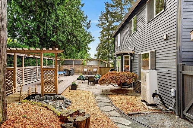 11419 NE 100th Street, Kirkland, WA 98033