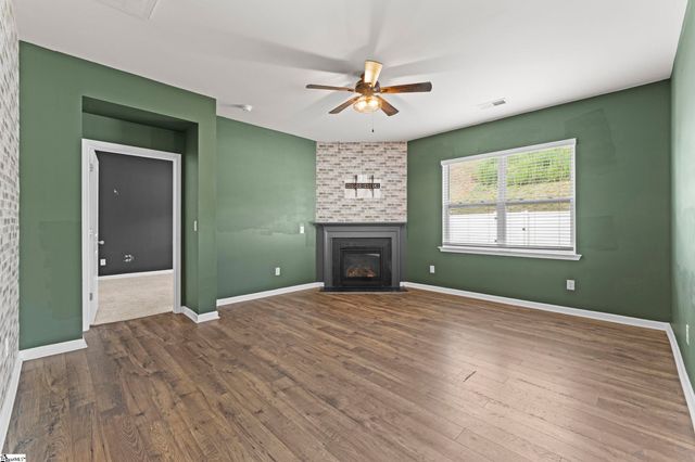 63 Oak Edge Lane, Greer, SC 29651