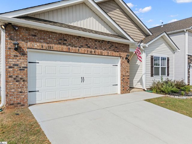 63 Oak Edge Lane, Greer, SC 29651