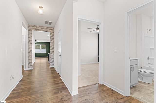 63 Oak Edge Lane, Greer, SC 29651