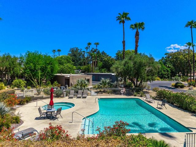 521 Desert West Drive, Rancho Mirage, CA 92270