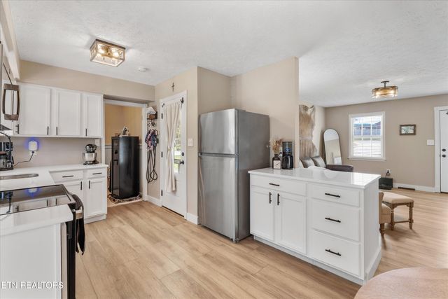 158 Boulder Rd, Wartburg, TN 37887