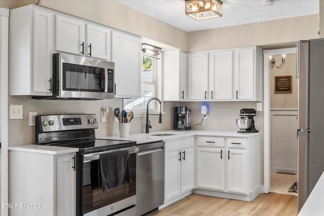 158 Boulder Rd, Wartburg, TN 37887