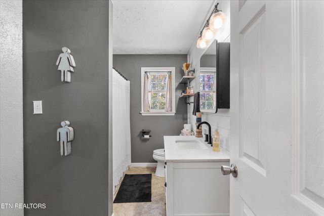 158 Boulder Rd, Wartburg, TN 37887