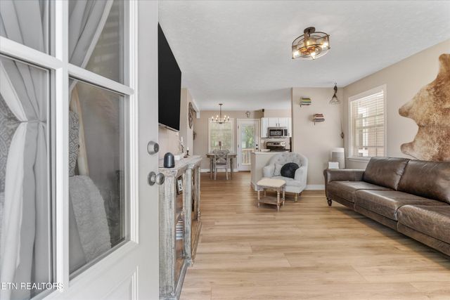 158 Boulder Rd, Wartburg, TN 37887