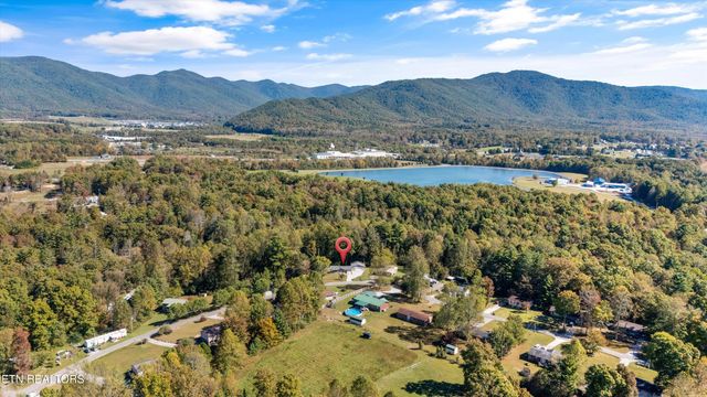 158 Boulder Rd, Wartburg, TN 37887