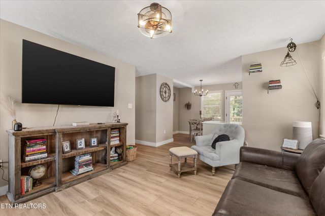 158 Boulder Rd, Wartburg, TN 37887