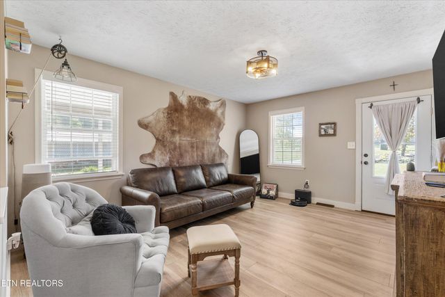 158 Boulder Rd, Wartburg, TN 37887