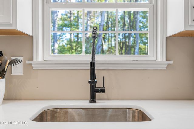 158 Boulder Rd, Wartburg, TN 37887