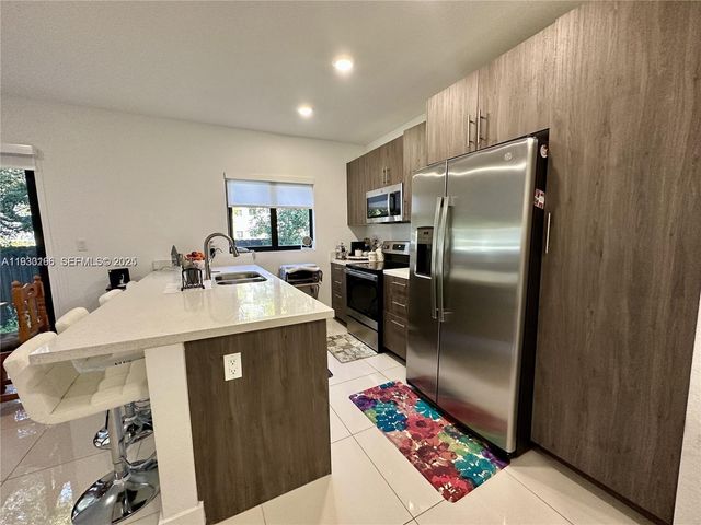 306 NW 11th Ct, Florida City, FL 33034