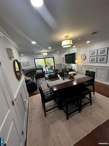 27 Ross Road, Wallington, NJ 07057