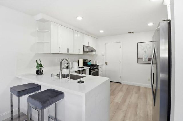 242 Fairmeadow Way, Milpitas, CA 95035