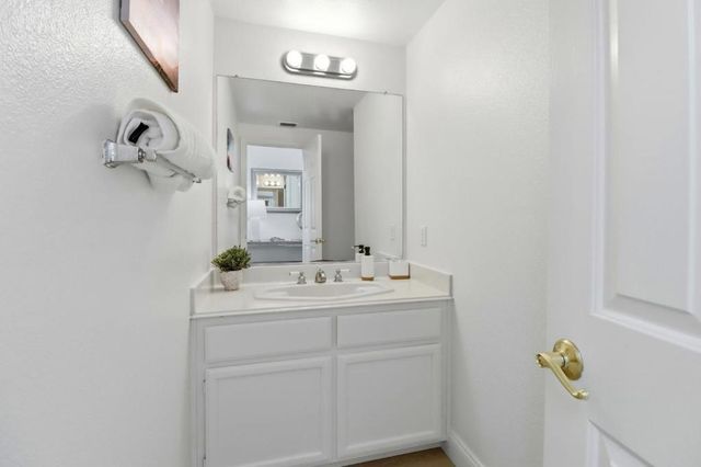 242 Fairmeadow Way, Milpitas, CA 95035