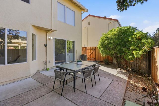 242 Fairmeadow Way, Milpitas, CA 95035