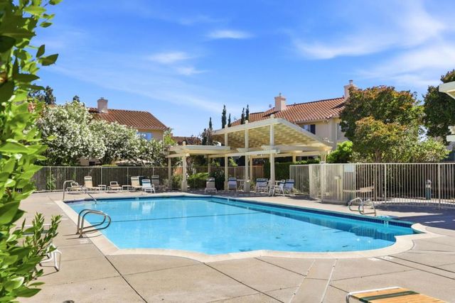 242 Fairmeadow Way, Milpitas, CA 95035