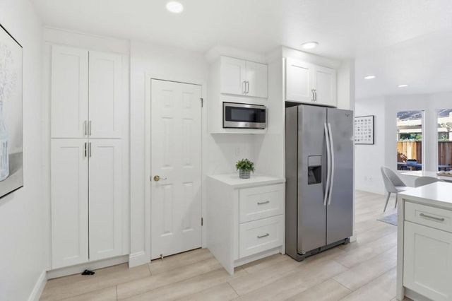 242 Fairmeadow Way, Milpitas, CA 95035