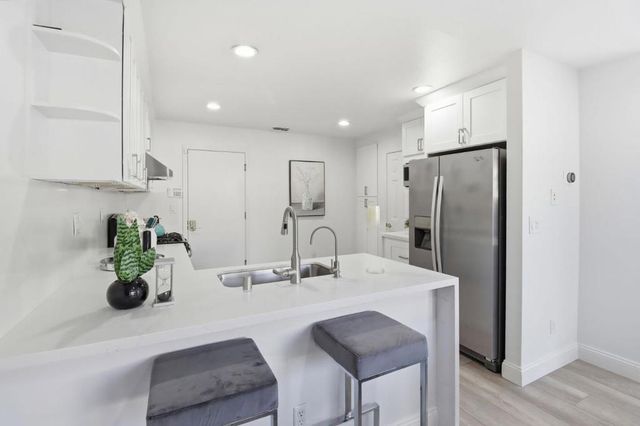 242 Fairmeadow Way, Milpitas, CA 95035